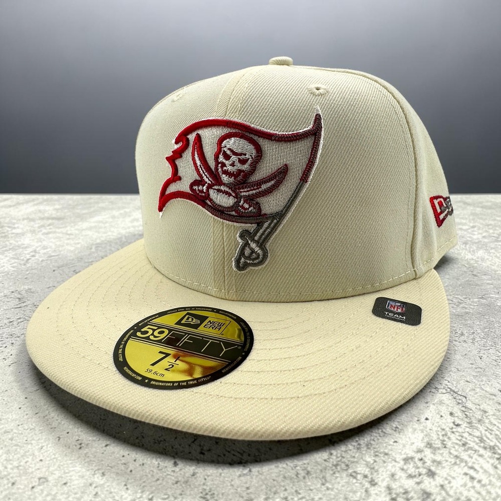 Tampa Bay Buccaneers Fitted Hat Size 7 1/2 Cream New Era 59FIFTY NFL Cap NEW